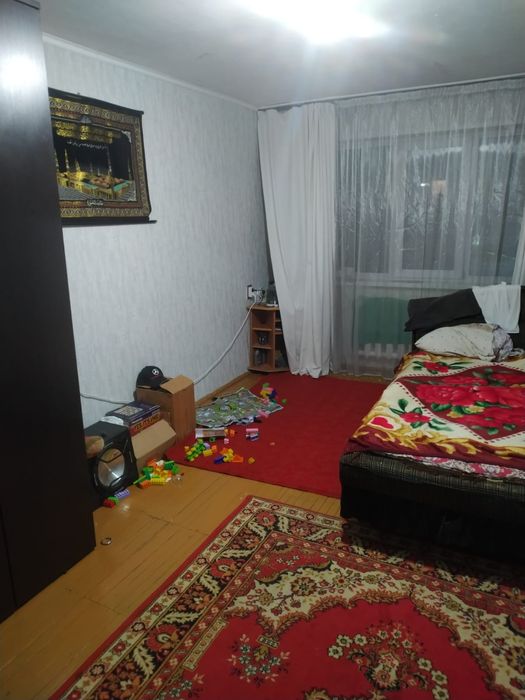 Продам 1 комнатную квартиру, район рынка Алтын Арман