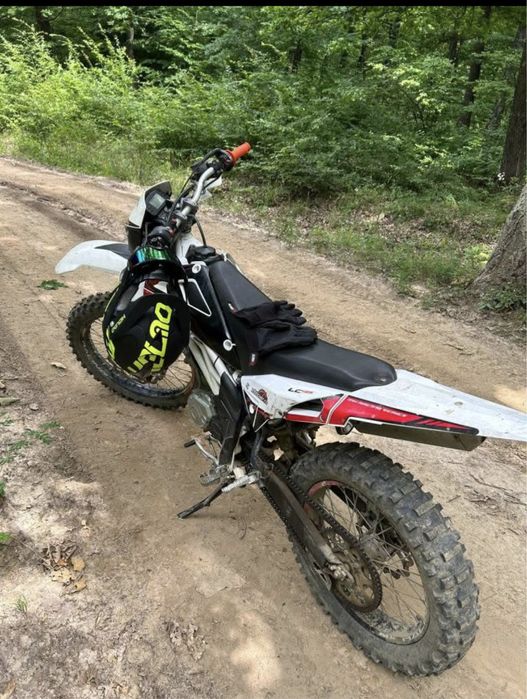 Cross yamaha 125 4 timpi 2016
