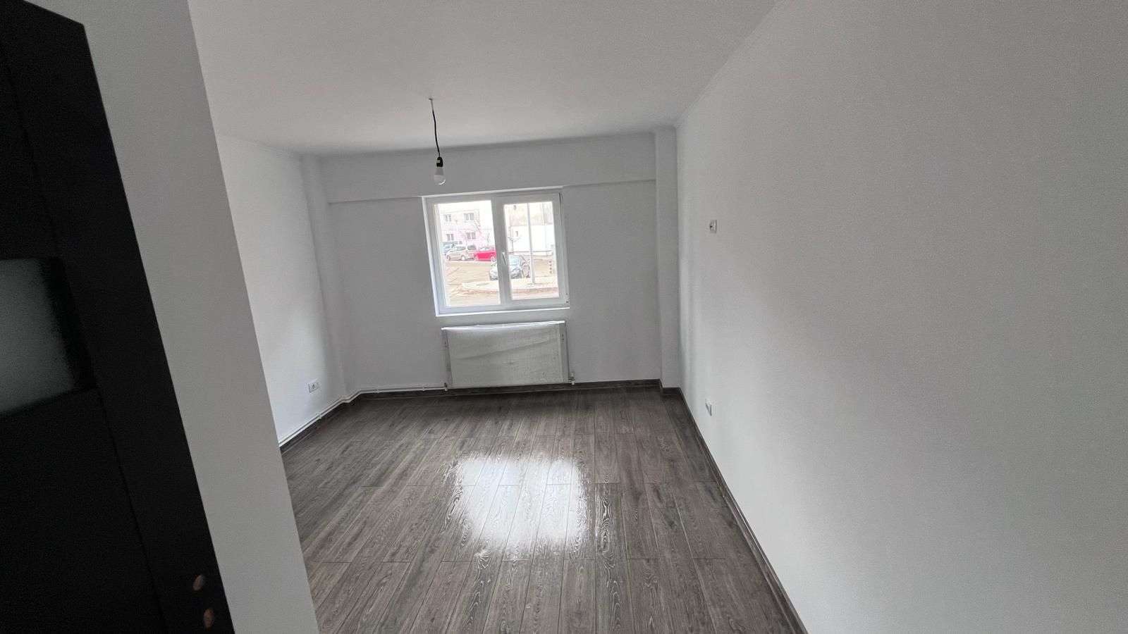 Vând apartament 2 camere