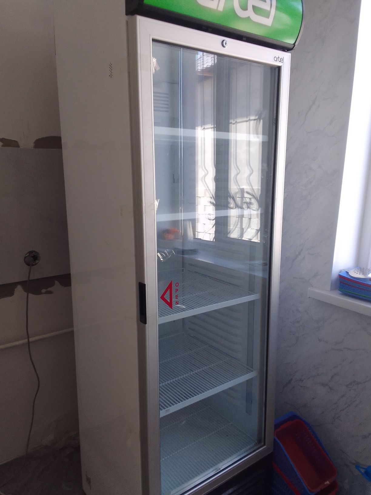 Срочно продается Холодильник