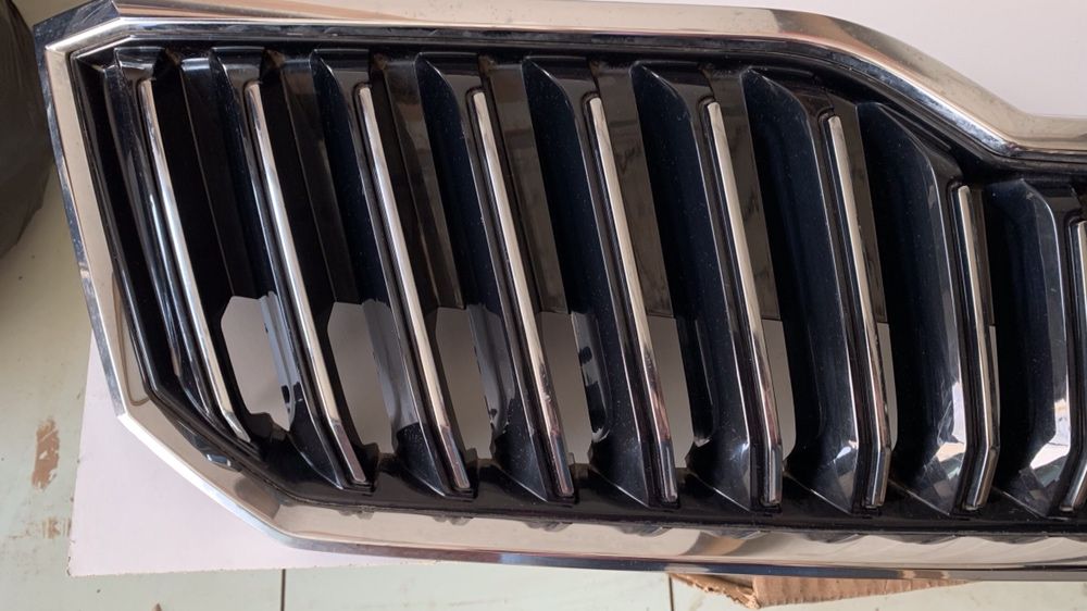 Решетка за Skoda Superb