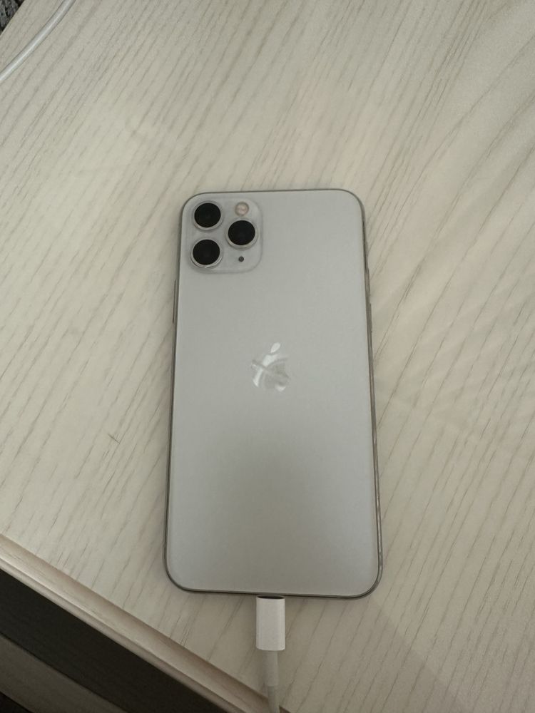 Продаю iphone 11 pro