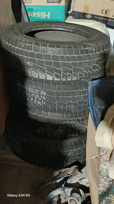 Продаётся шины зимние