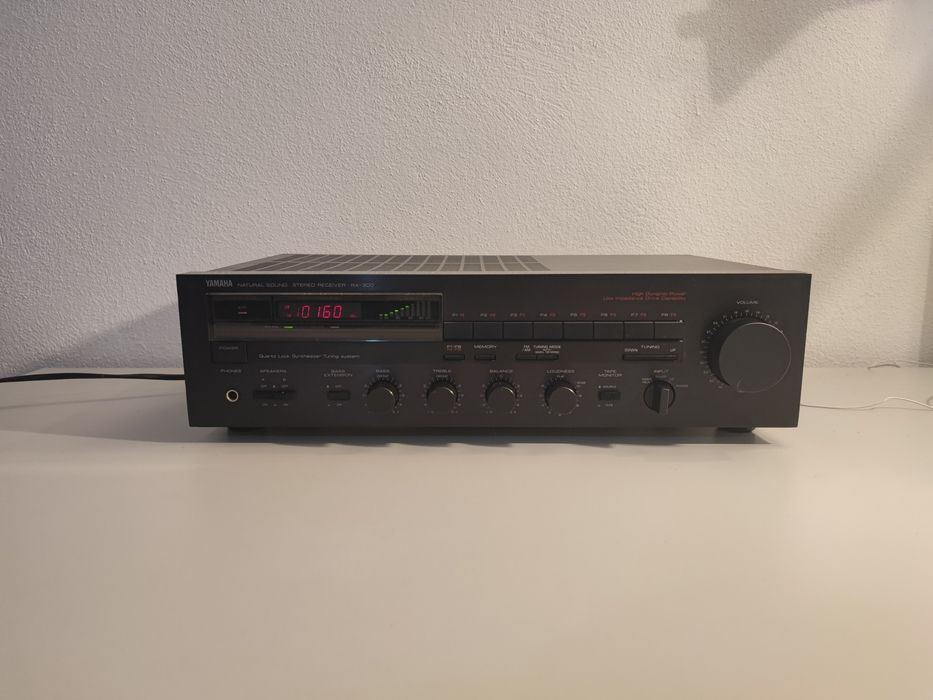 Amplificator Yamaha RX 300 statie amplituner