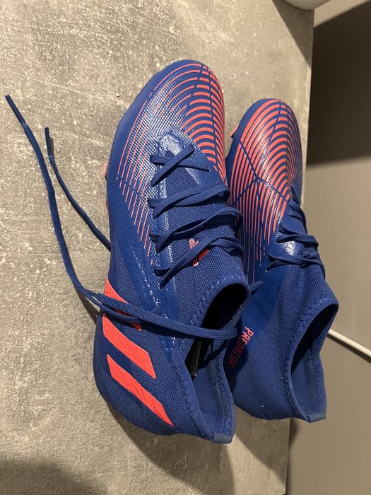 Vand Ghete Predator Adidas numarul 42 noi