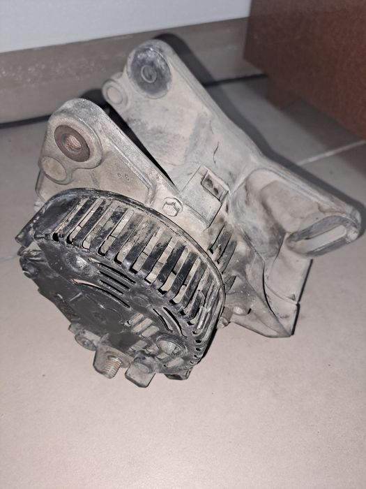 Ганератор гольф 3