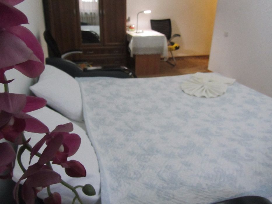 Курмангазы - Ауэзова      ТРЦ Глобус  ИРМ Экоцентр