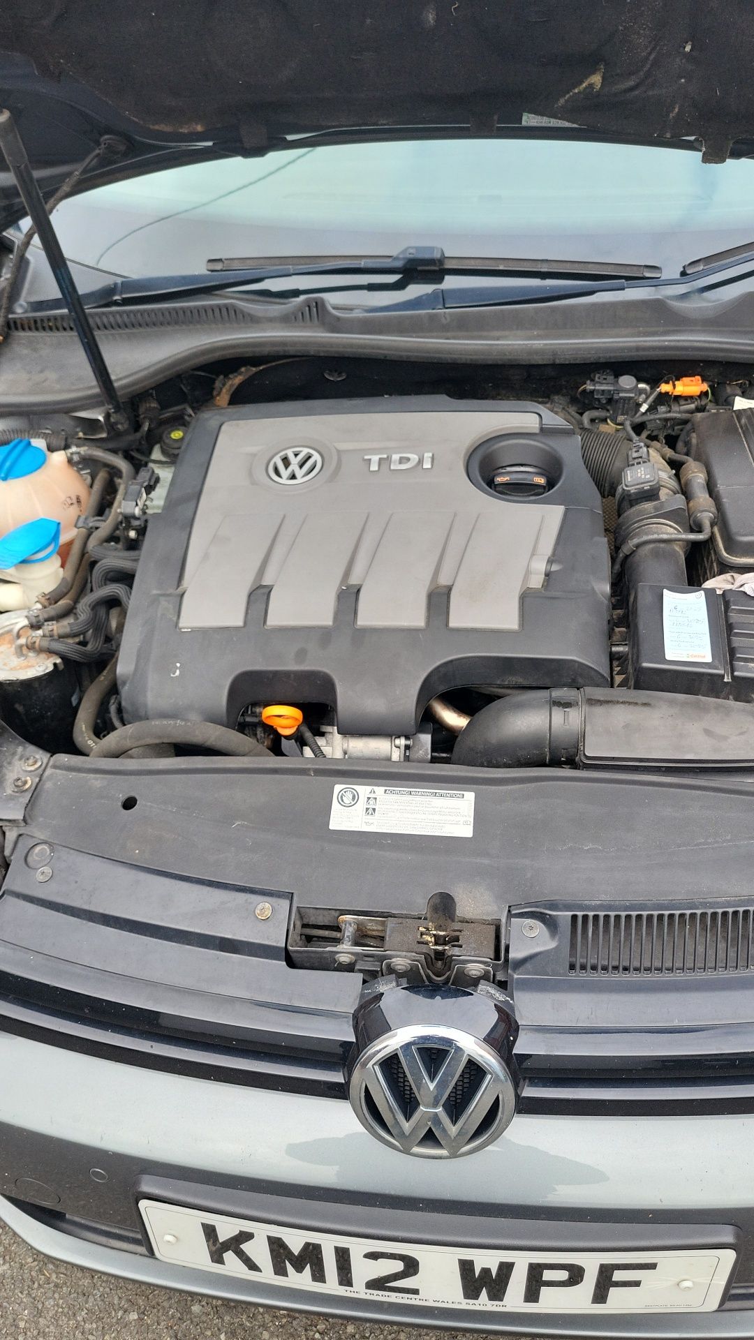 Vind vw GOLF 6 16tdi Euro 5