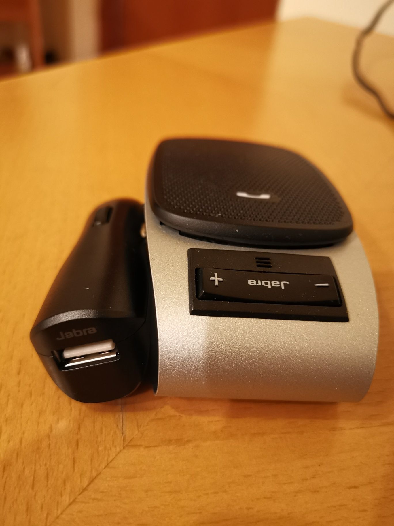 Jabra Carkit auto