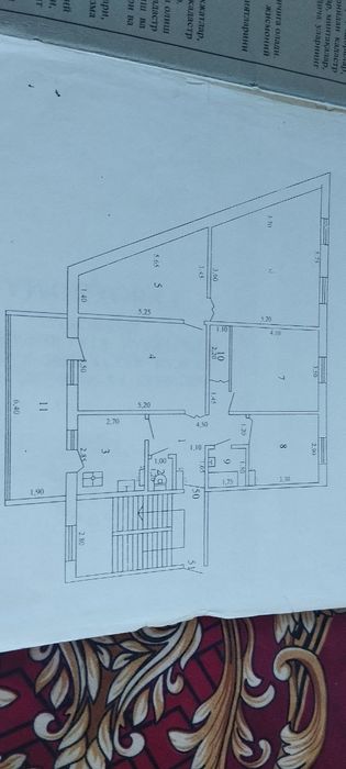 Продаётся 5 комнатная квартира на 3 этаже