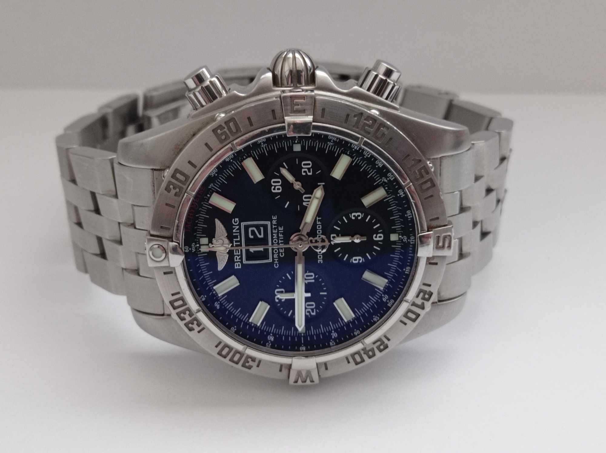 Breitling Chronomat Blackbird 44 Big Date