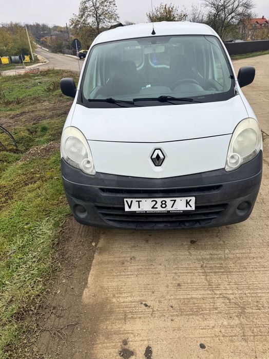 Vând Renault Kangoo