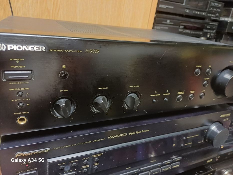 Pioneer a-303  Pioneer vsx409rds amplificator stereo