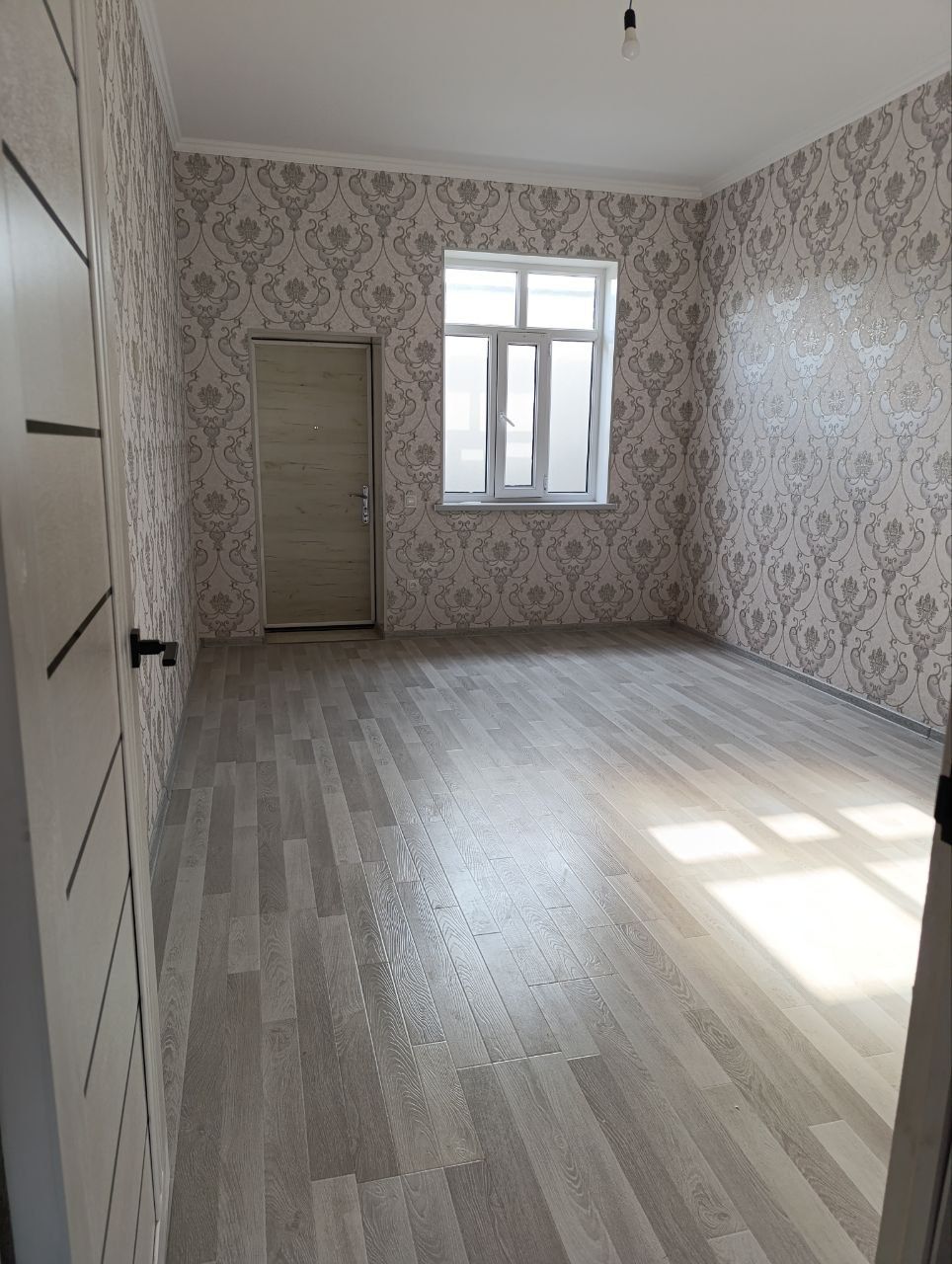 Продается!!! Срочно!!! 1 ком.кв. дом на земле.