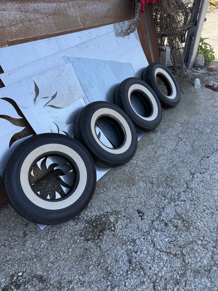 Гуми за ретро автомобили BFGoodrich Whitewall 7.25-13S Tire