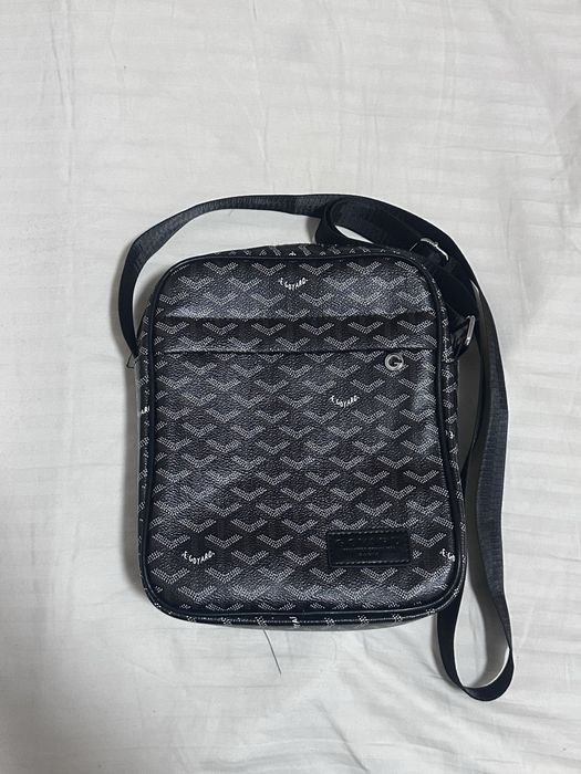 чёрная сумка,борсетка Goyard