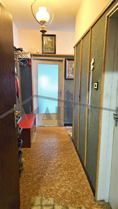 Продава се Тристаен апартамент в Пловдив, Кършияка - 92 кв.м за 1403 €/кв.м - Снимка #12