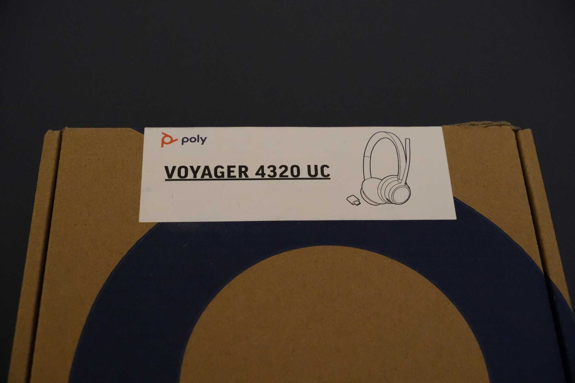 Продавам нови безжични слушалки Poly Voyager 4320 UC