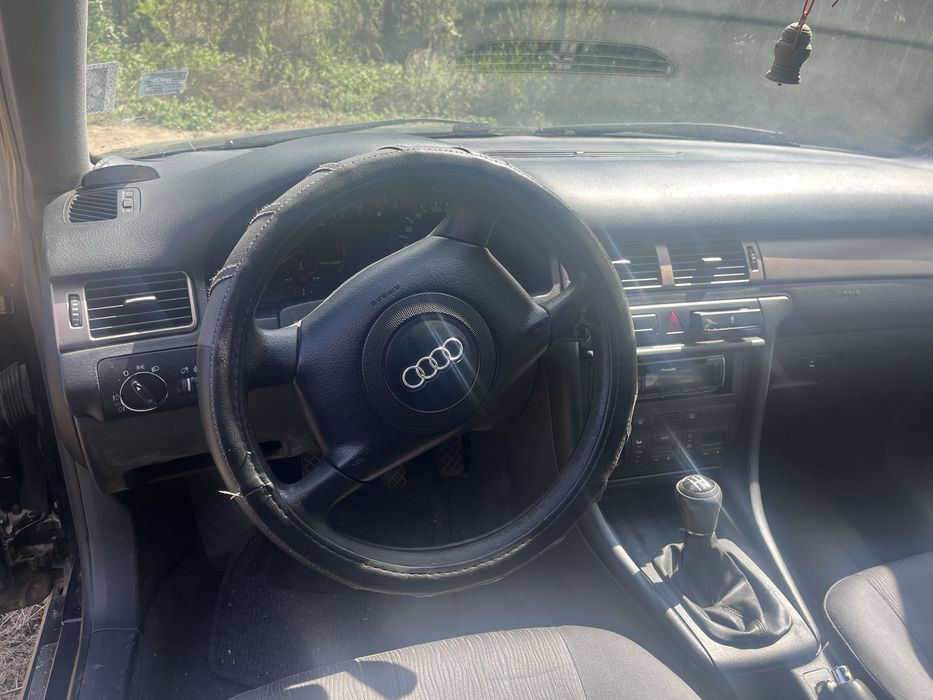 Audi A6 на части