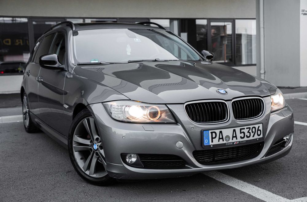 BMW 320D E91 / Automat / Keyless / Panoramic / Euro 5