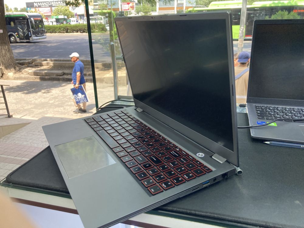 Laptop Core i7 11 th 32 gb OZU