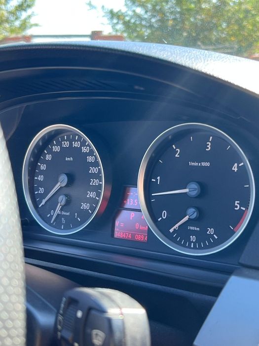 bmw e60 530d/бмв е60