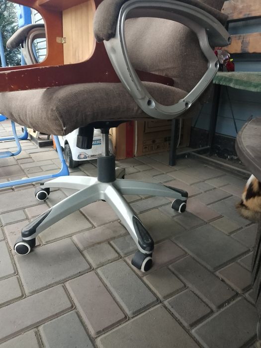 Компьютерное кресло