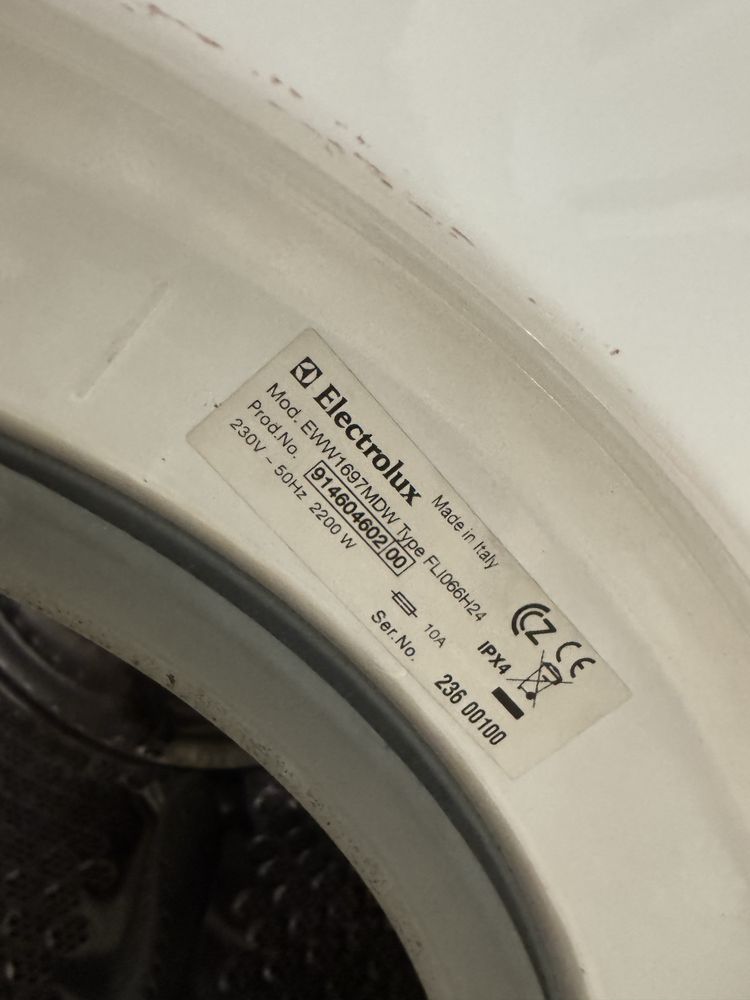 Инверторна пералня със сушилня Electrolux EWW1697MDW