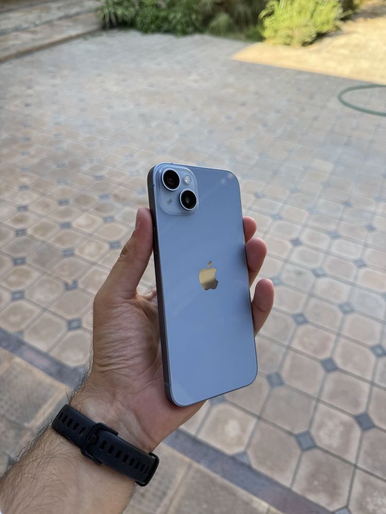 Iphone 14 plus blue
