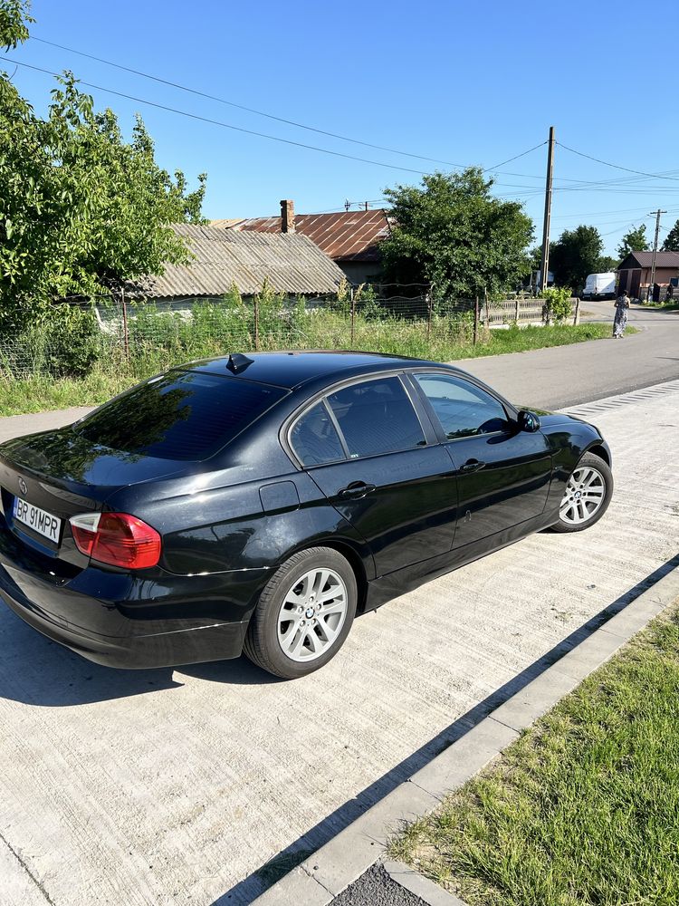 Vând bmw e90 318d