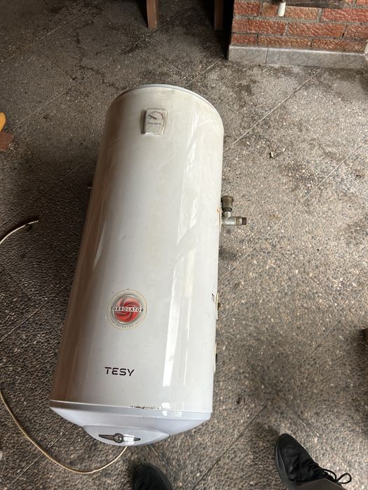 Boiler termoelectric cu o serpentina 120L