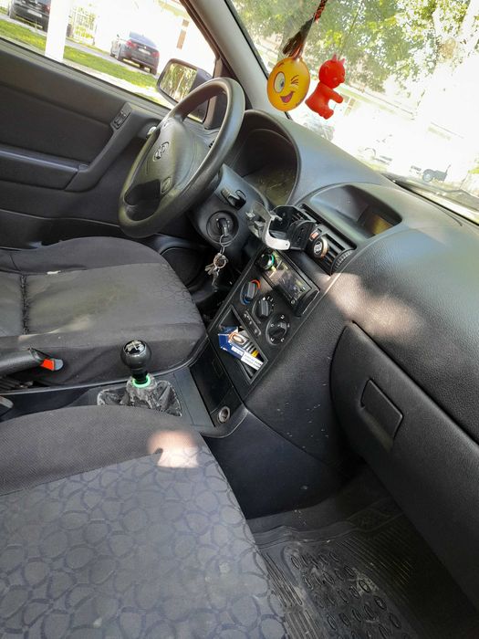 Vând opel astra g