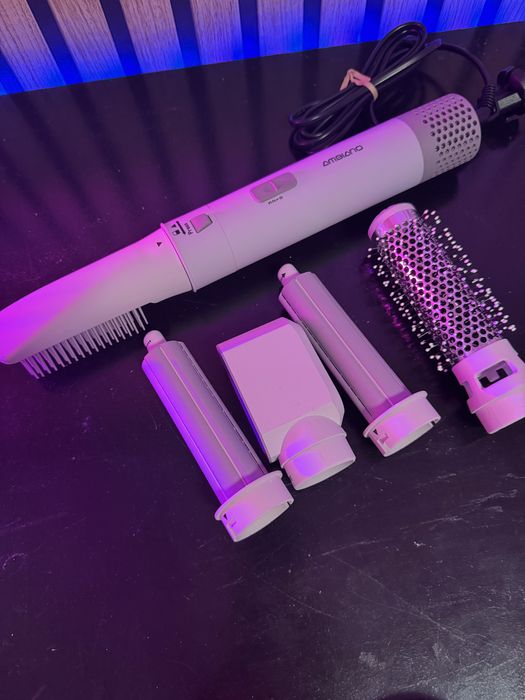 Set perie multifunctionala 5 in 1 uscator ondulator accesorii coafat