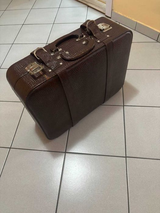 Куфар от едно друго време