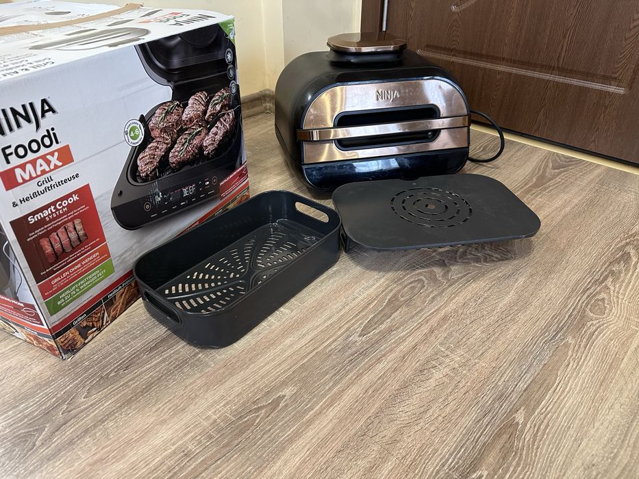 Грил и фритюрник с горещ въздух NINJA Foodi MAX Air fryer
