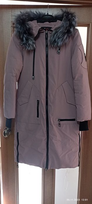 Зимний плащ на девочку11-12лет