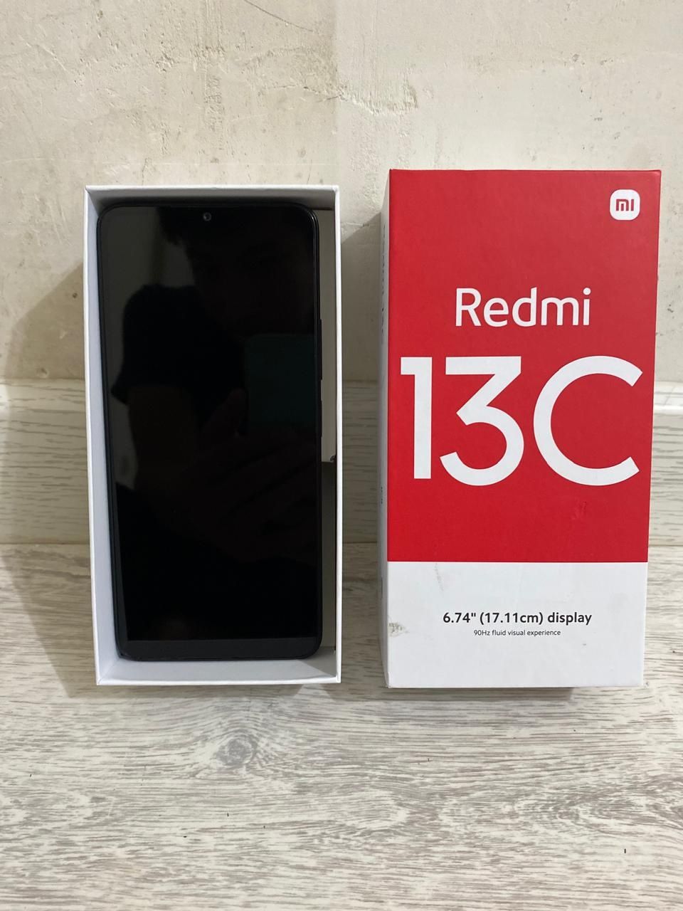 Редми 13с 256/8+4гб