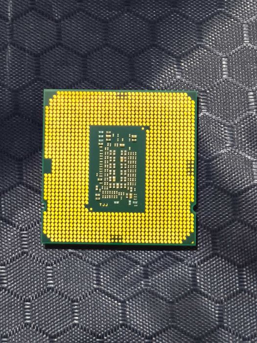 процессор Intel Core i3-10100F