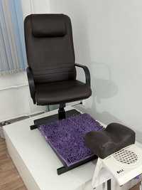 Продам педикюрное кресло + подиум!