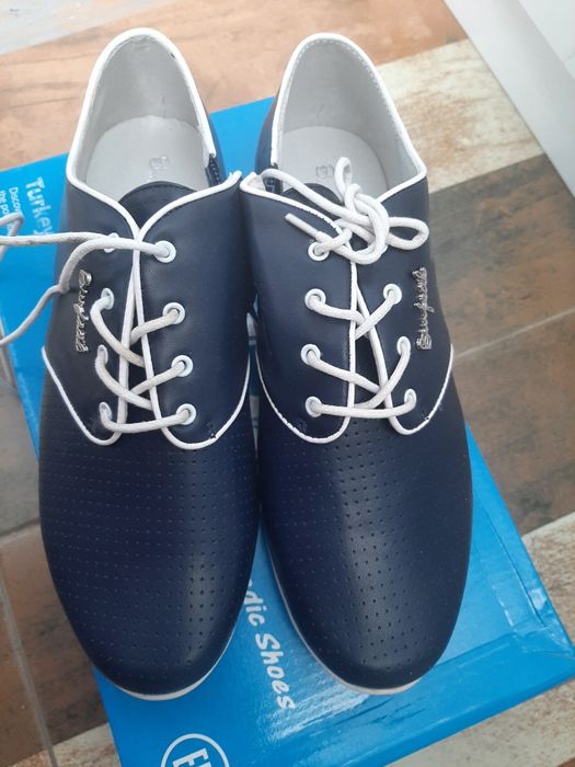 Обувь б/у для мальчиков и девочек