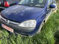 Far stanga/dreapta opel corsa c plus alte piese!