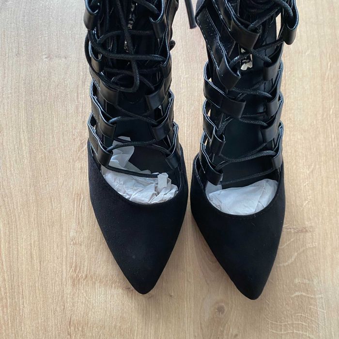 NOU Pantofi cu toc stiletto negri cu siret de dama 36