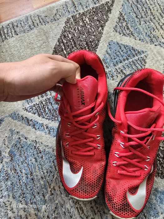 Adidasi baschet nike air max 45