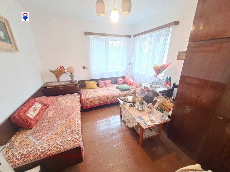 Селска къща за продажба в с. Пиргово