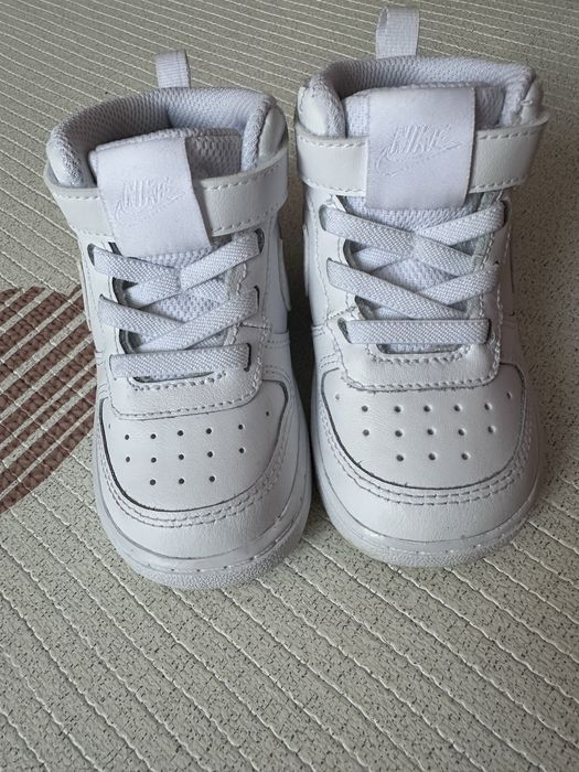 Бебешки високи кецове/маратонки Nike air force 1, размер 22