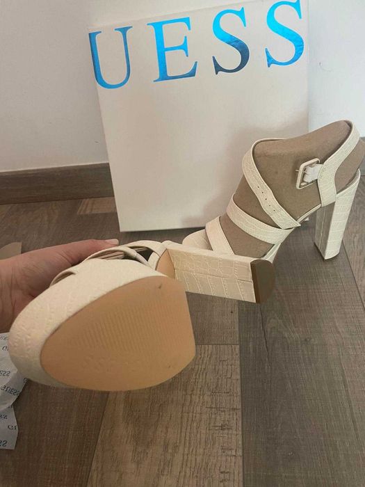 Sandale noi piele Guess Rayona bej 36