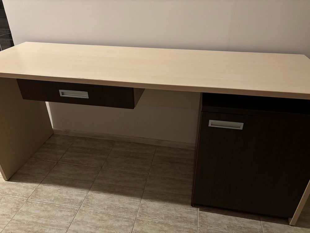 Бюро / Работна маса – 176×55×76 см