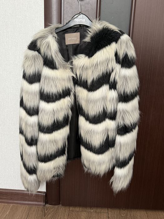 Продам зимнюю верхнюю одежду