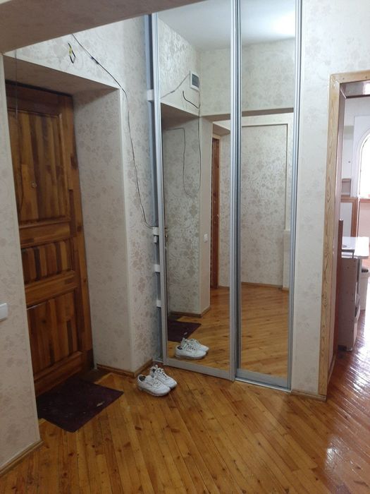 Продаётся 3/4/4 паркентский (ген.Петрова) 77 серия