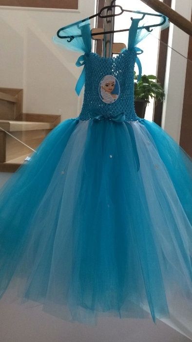 Rochita Printesa Elsa Anna Frozen Regina Ghetii Fulg Nea Zapada serbar